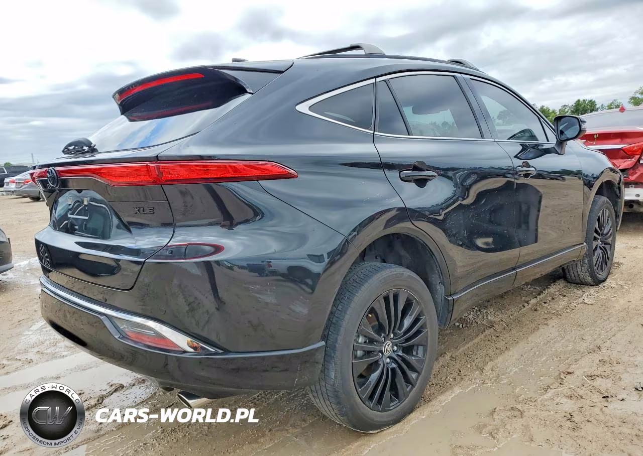2024 Toyota Venza Nightshade Edition VIN:JTEAAAAH4RJ174846 - 3