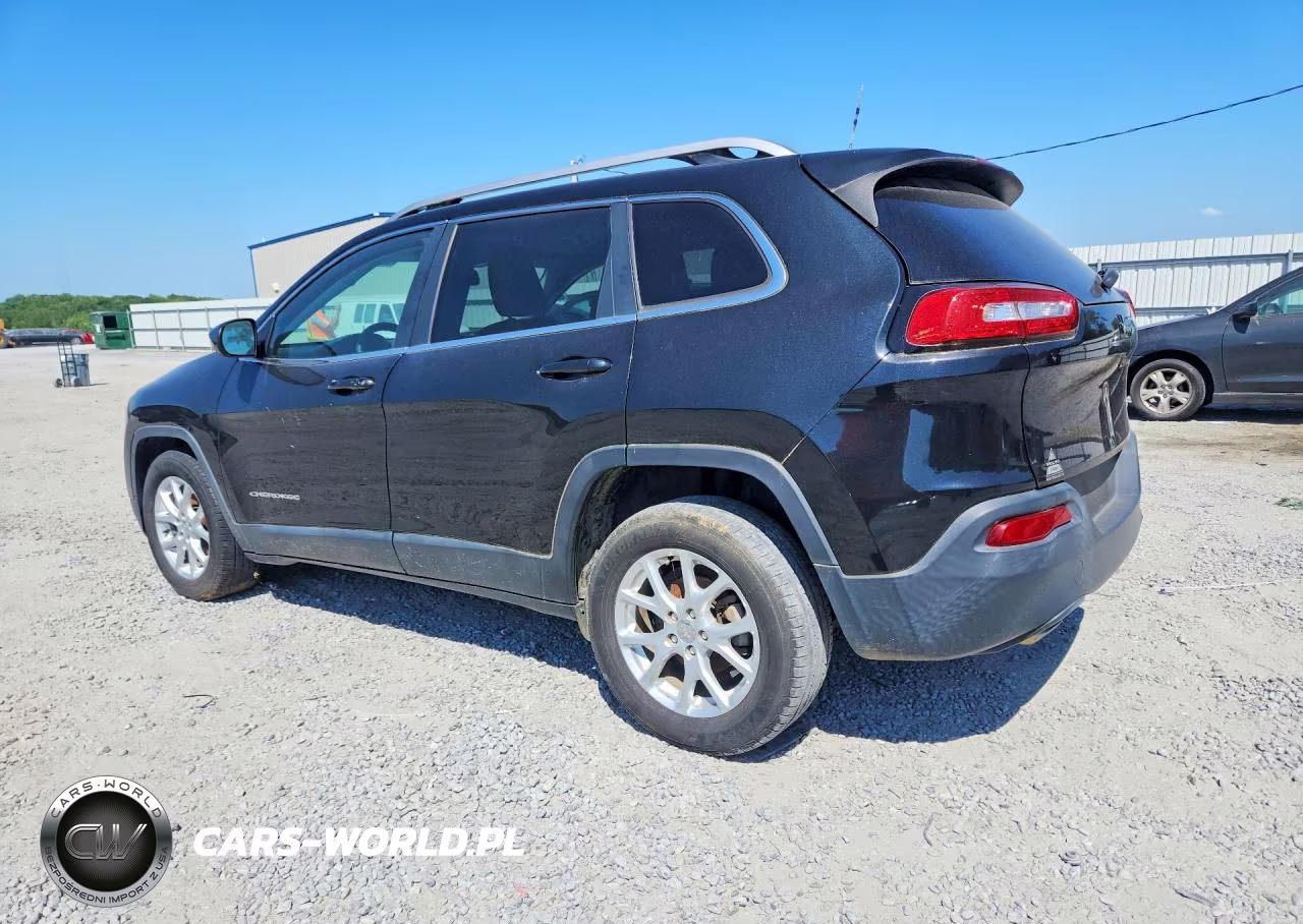 2016 Jeep Cherokee Latitude VIN:1C4PJLCB4GW171464 - 2