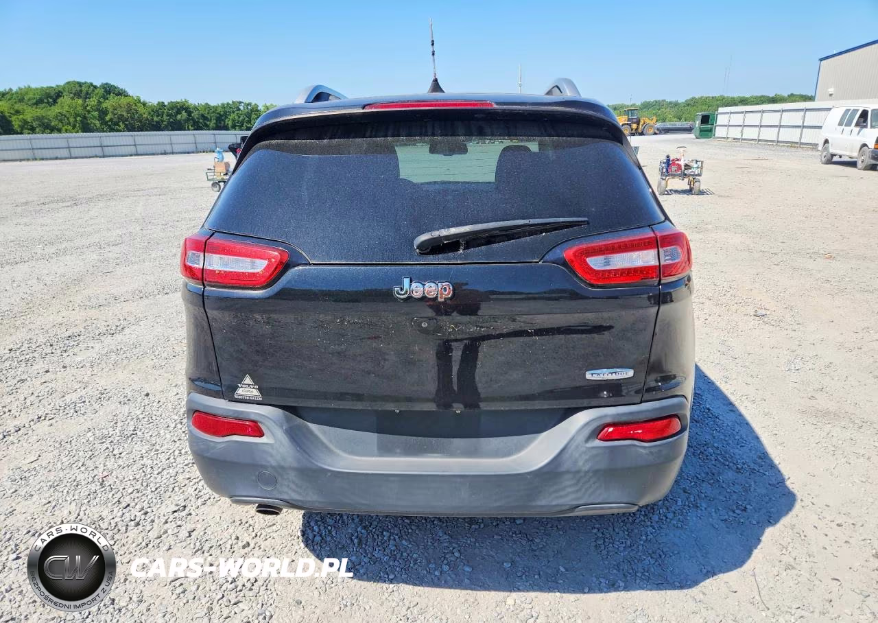 2016 Jeep Cherokee Latitude VIN:1C4PJLCB4GW171464 - 6