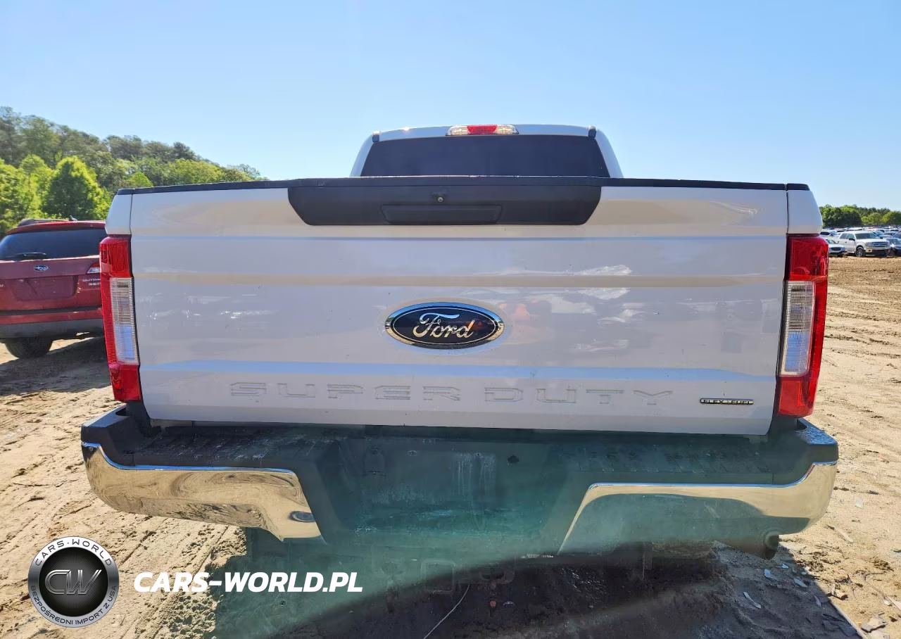 2018 Ford F250 Super Duty VIN:1FT7W2B6XJEC60033 - 6