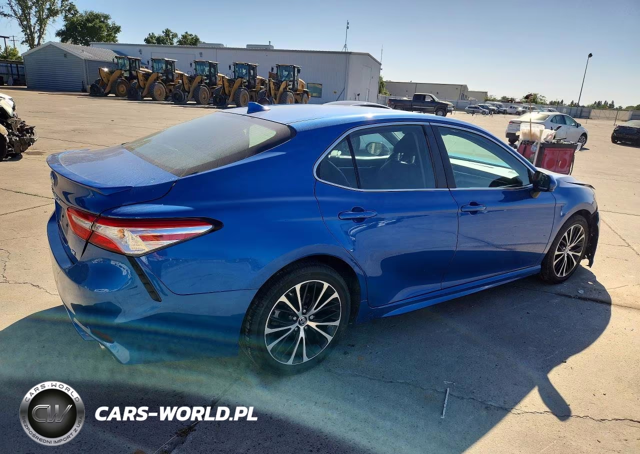 2019 Toyota Camry Se VIN:4T1B11HKXKU219203 - 3