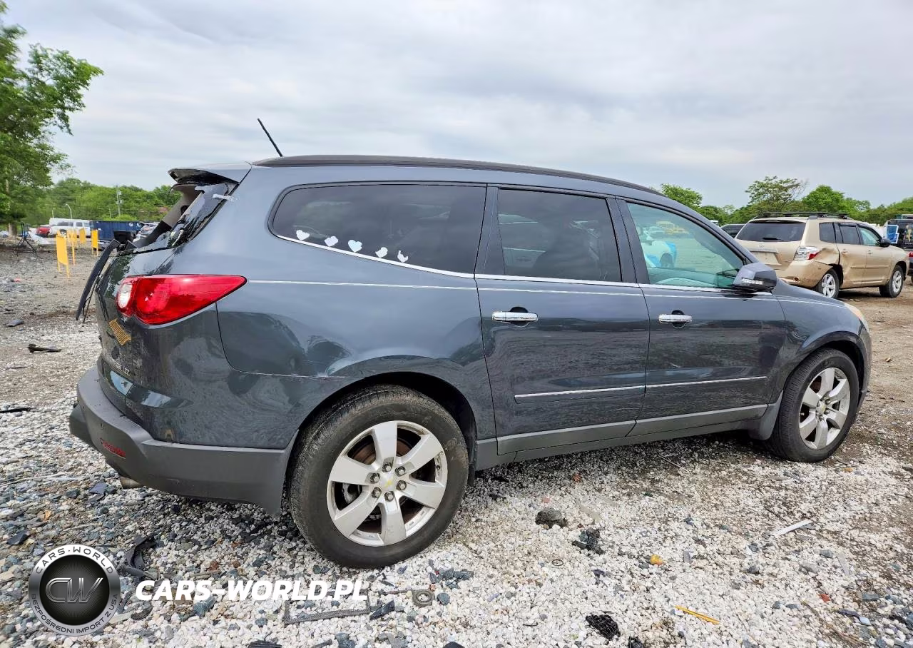2009 Chevrolet Traverse Ltz VIN:1GNER33DX9S170189 - 3