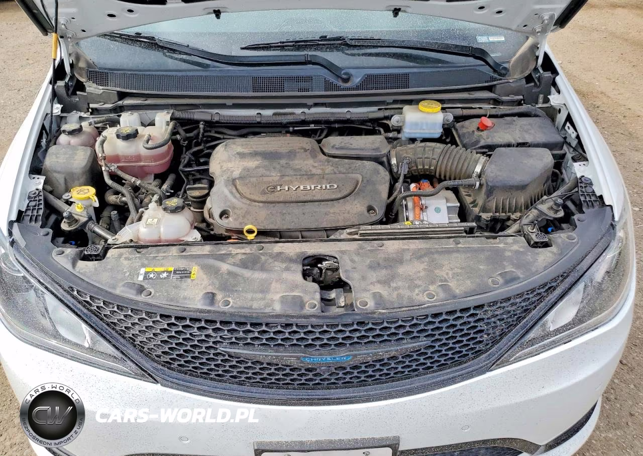 2020 Chrysler Pacifica Hybrid Limited VIN:2C4RC1N70LR199488 - 12