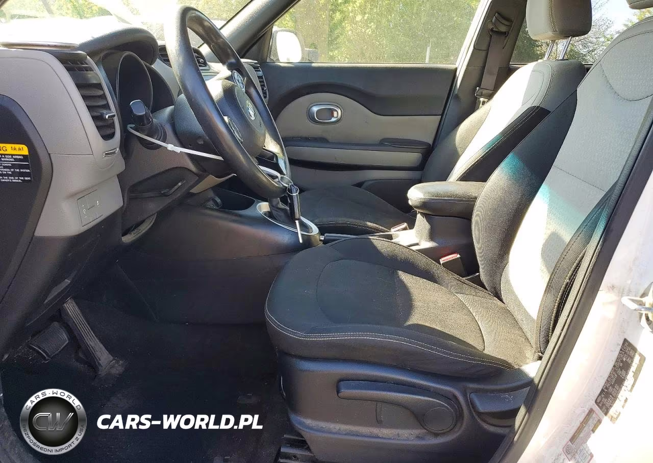 2015 Kia Soul + VIN:KNDJP3A56F7214857 - 7