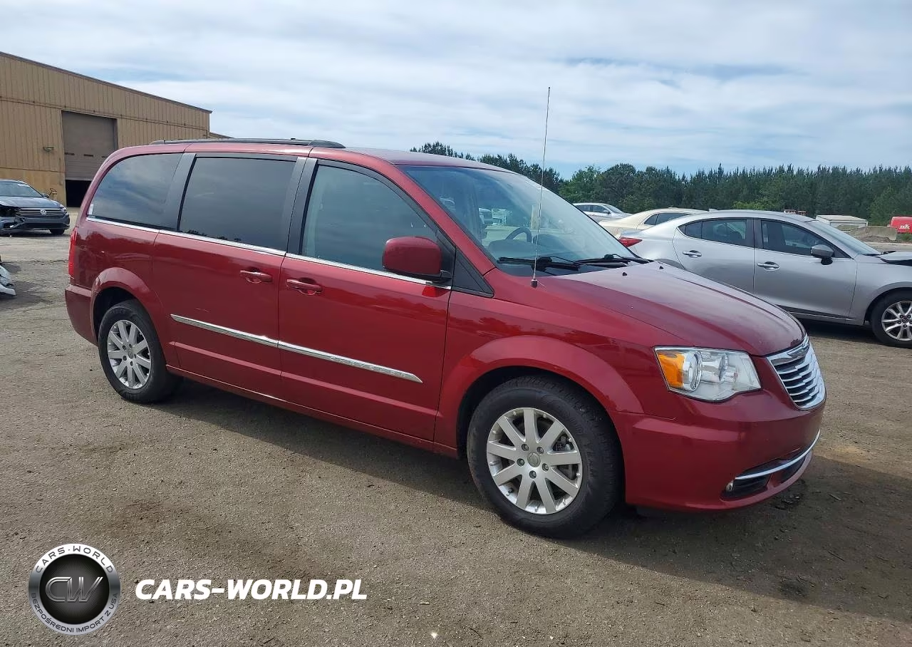 2015 Chrysler Town & Country Touring VIN:2C4RC1BG3FR515068 - 4