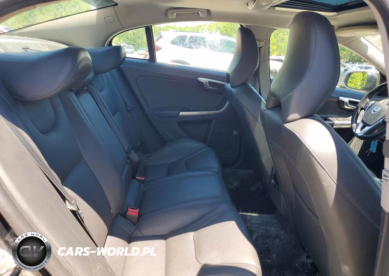 2015 Volvo S60 Platinum VIN:YV1612TM4F1348527 - 10