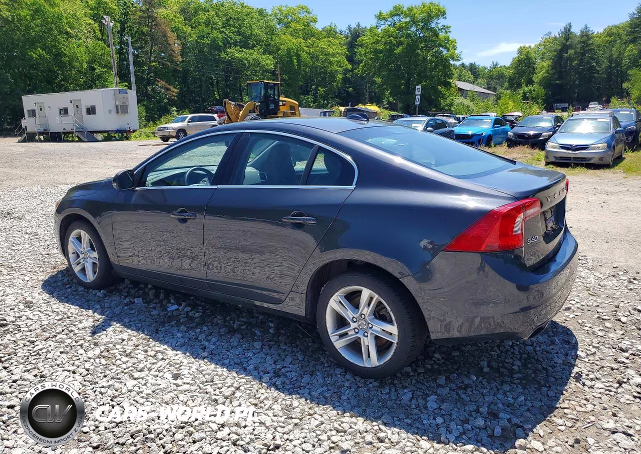 2015 Volvo S60 Platinum VIN:YV1612TM4F1348527 - 2