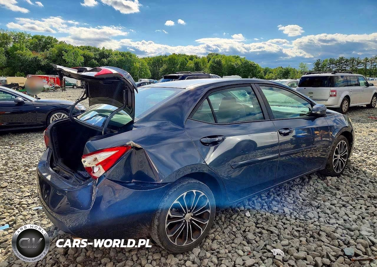 2015 Toyota Corolla S Plus VIN:2T1BURHE7FC374427 - 3