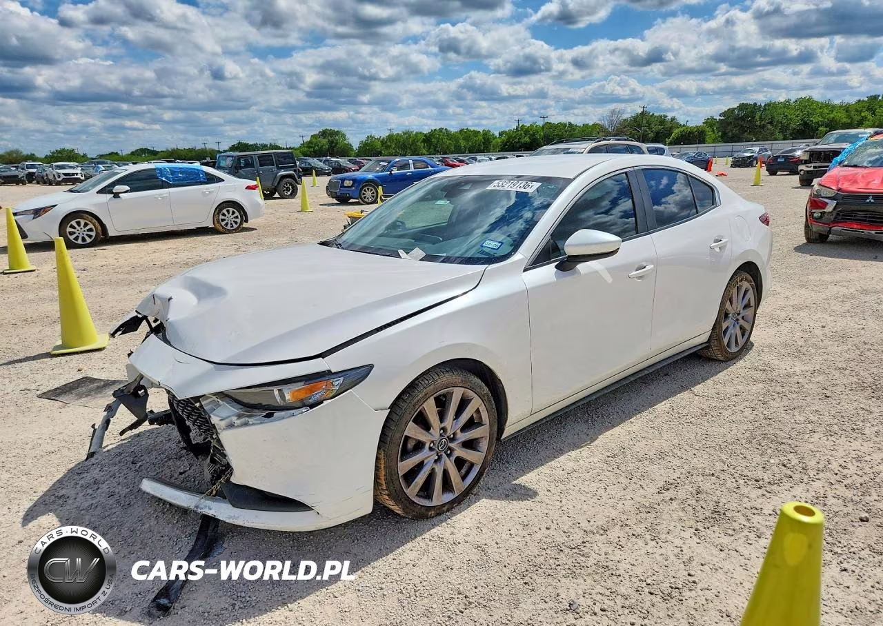 2020 Mazda 3 Select
