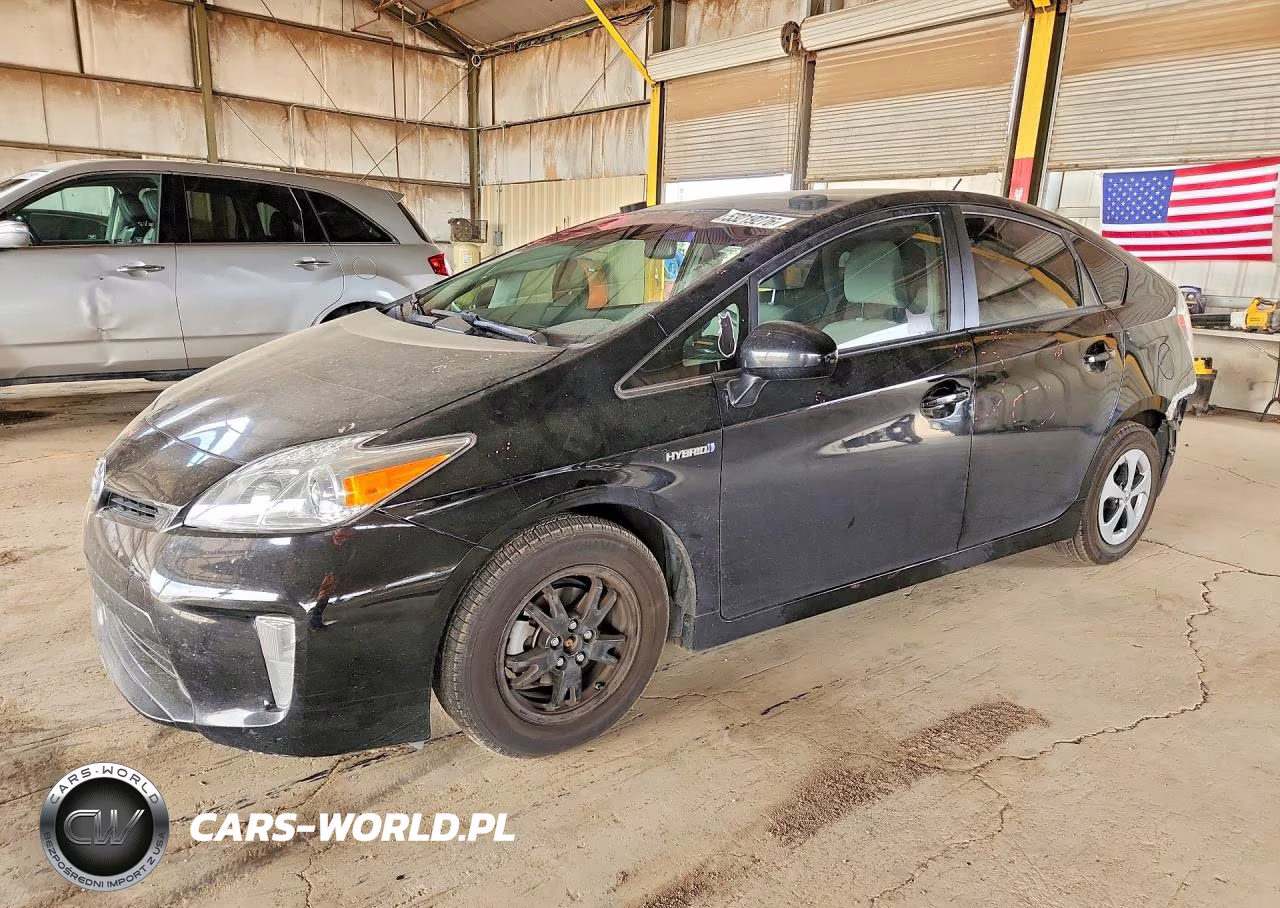 2014 Toyota Prius Three – zdjęcie 1 z 12