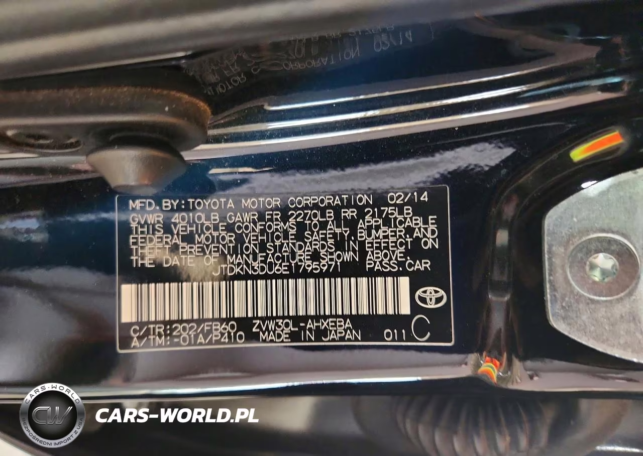 2014 Toyota Prius Three VIN:JTDKN3DU6E1795971 - 12
