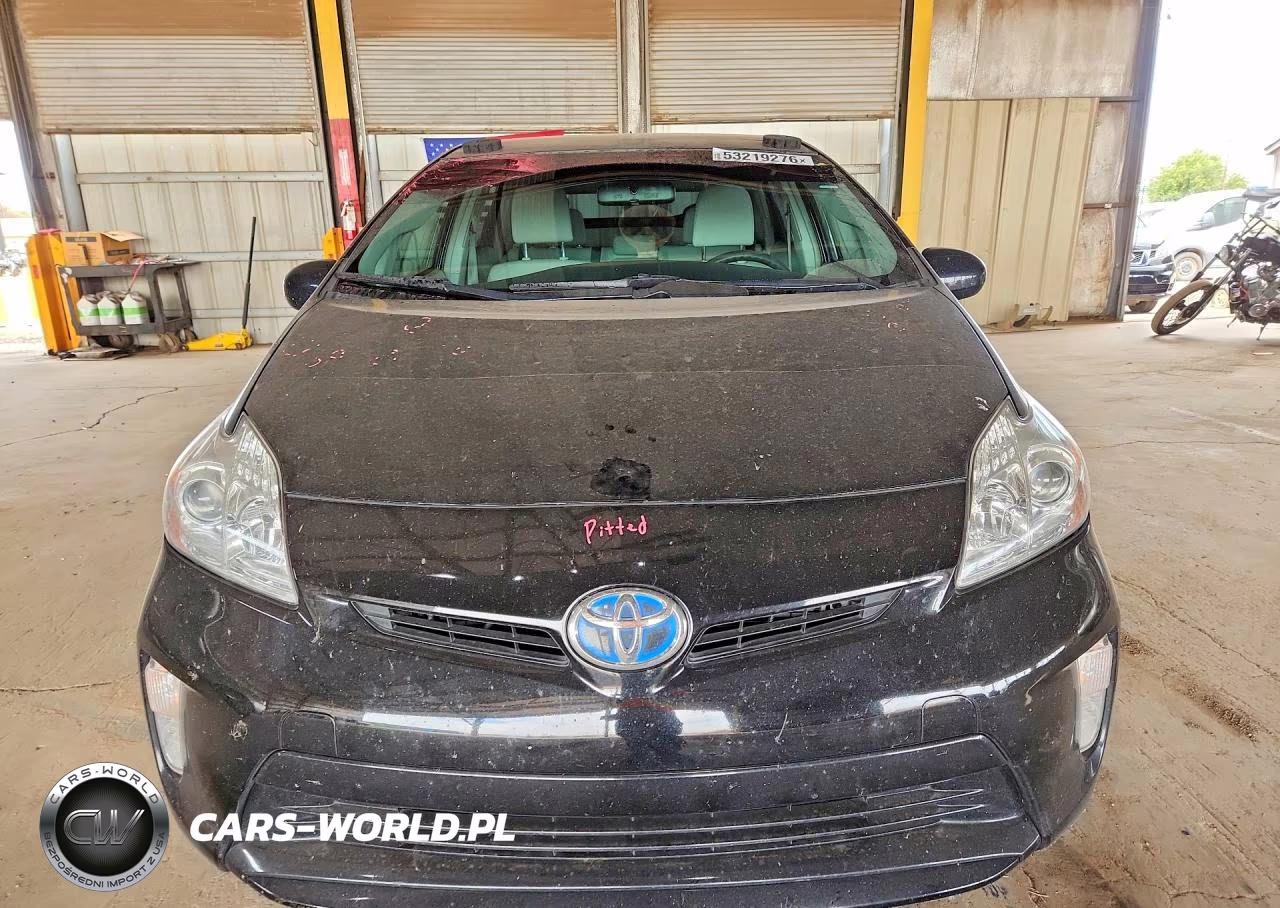 2014 Toyota Prius Three VIN:JTDKN3DU6E1795971 - 5
