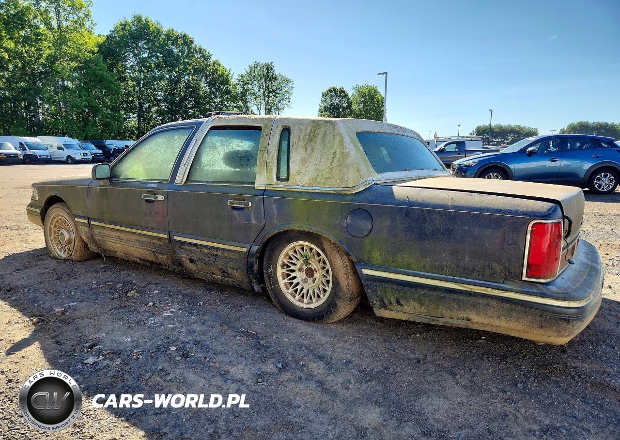 1996 Lincoln Town Car Executive VIN:1LNLM81W5TY731169 - 2