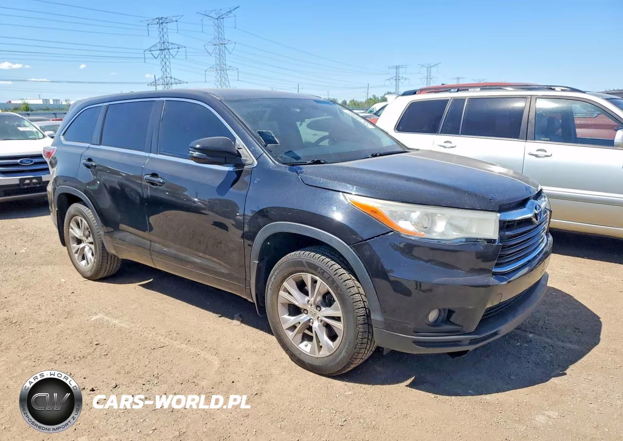 2015 Toyota Highlander Le Plus VIN:5TDBKRFH4FS214418 - 4