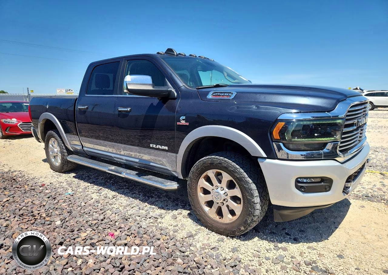 2020 Ram 2500 Laramie VIN:3C6UR5FL7LG245195 - 4