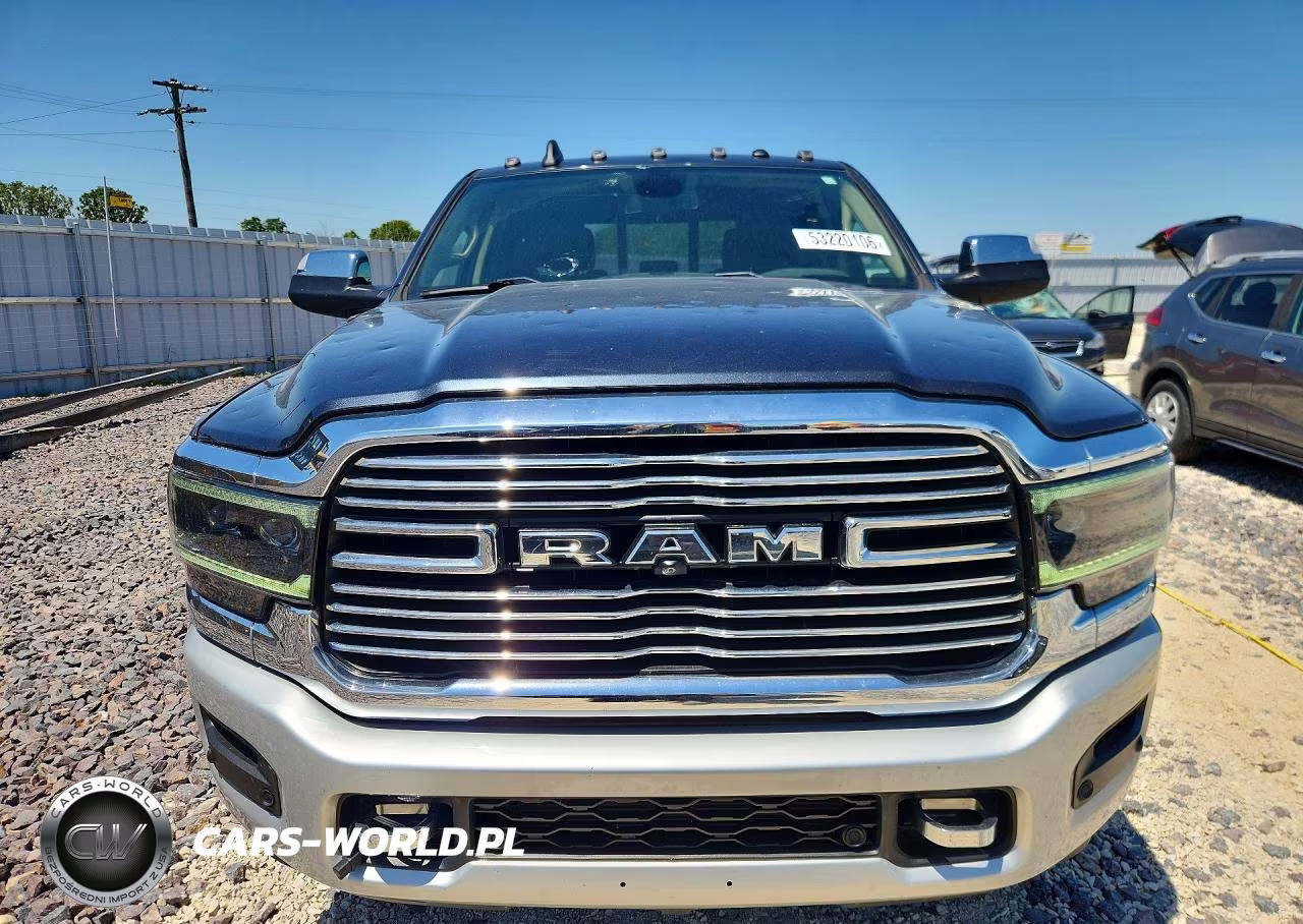 2020 Ram 2500 Laramie VIN:3C6UR5FL7LG245195 - 5
