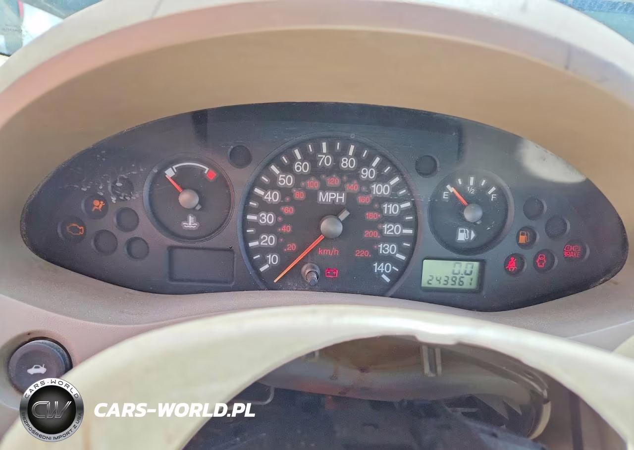 2005 Ford Focus VIN:1FAFP34N15W193220 - 9