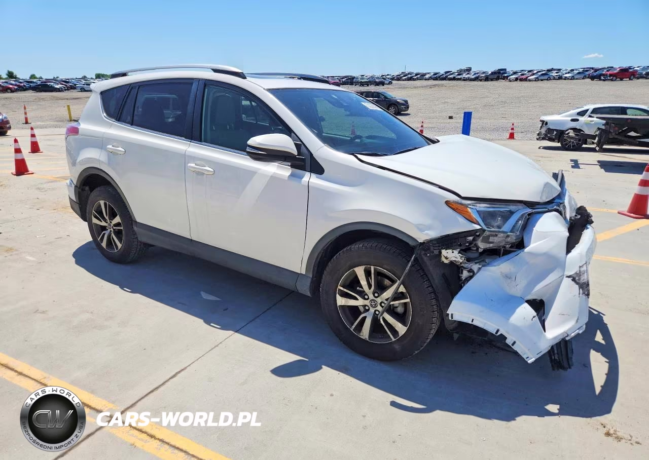2018 Toyota Rav 4 VIN:JTMRFREV5JJ718041 - 4