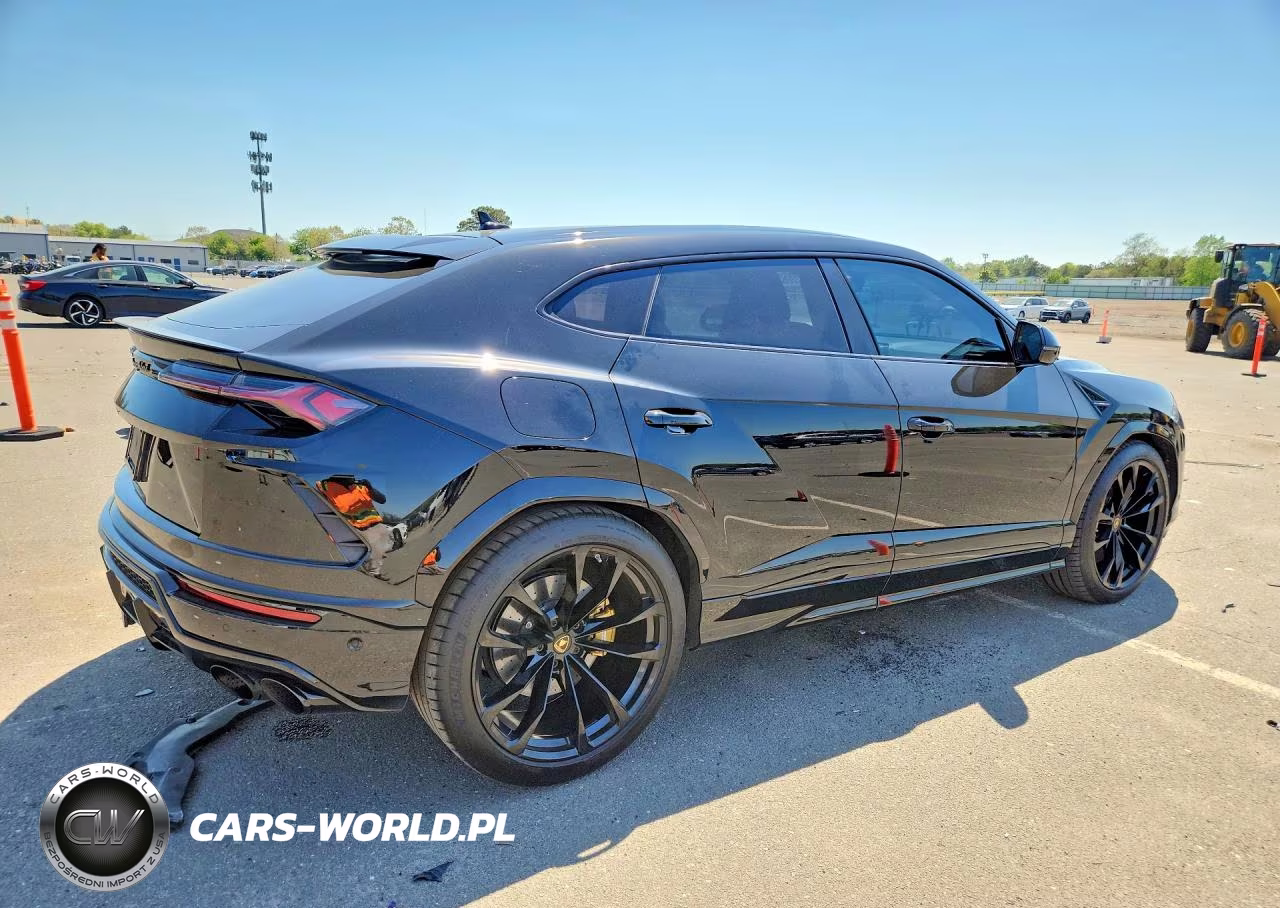 2019 Lamborghini Urus VIN:ZPBUA1ZL8KLA01862 - 3