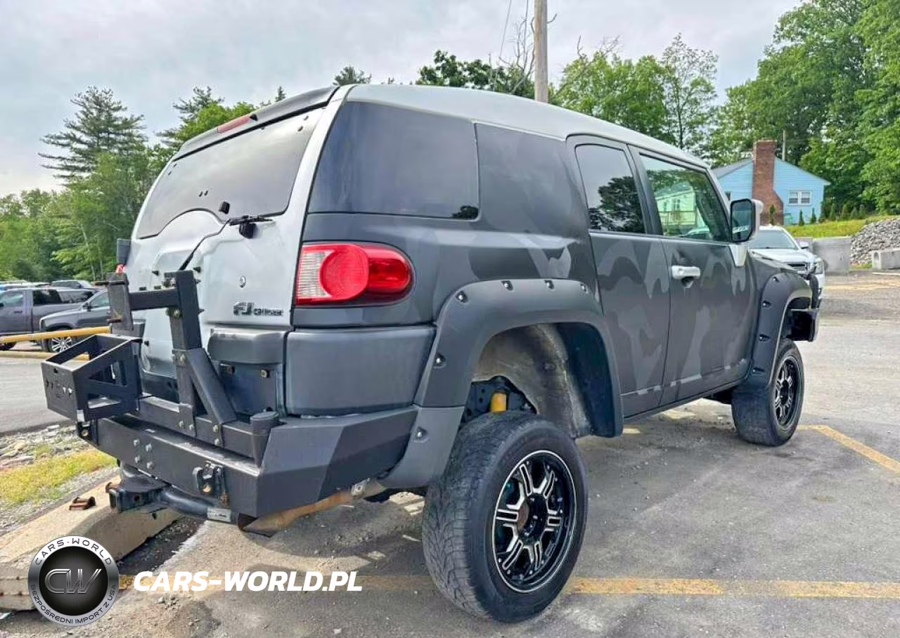 2007 Toyota Fj Cruiser Base VIN:JTEBU11F470062514 - 3