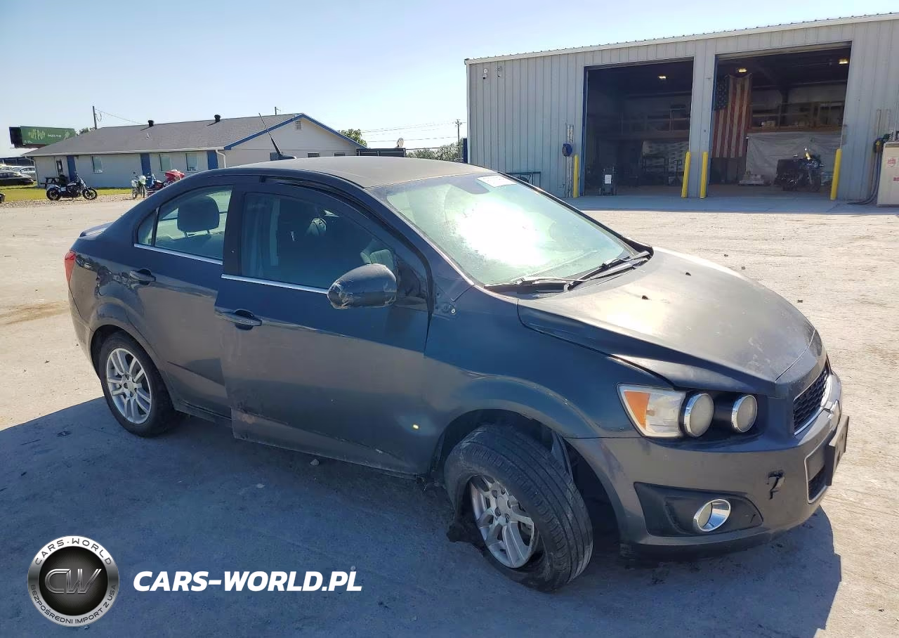 2013 Chevrolet Sonic Lt VIN:1G1JC5SH4D4173801 - 4
