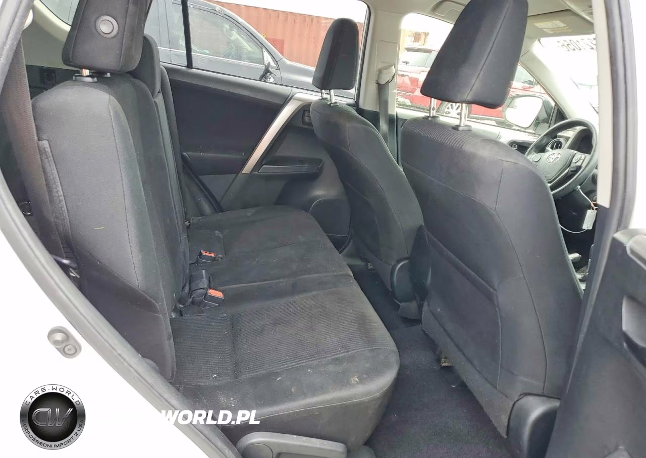 2017 Toyota Rav4 Le VIN:JTMBFREV6HJ106667 - 11