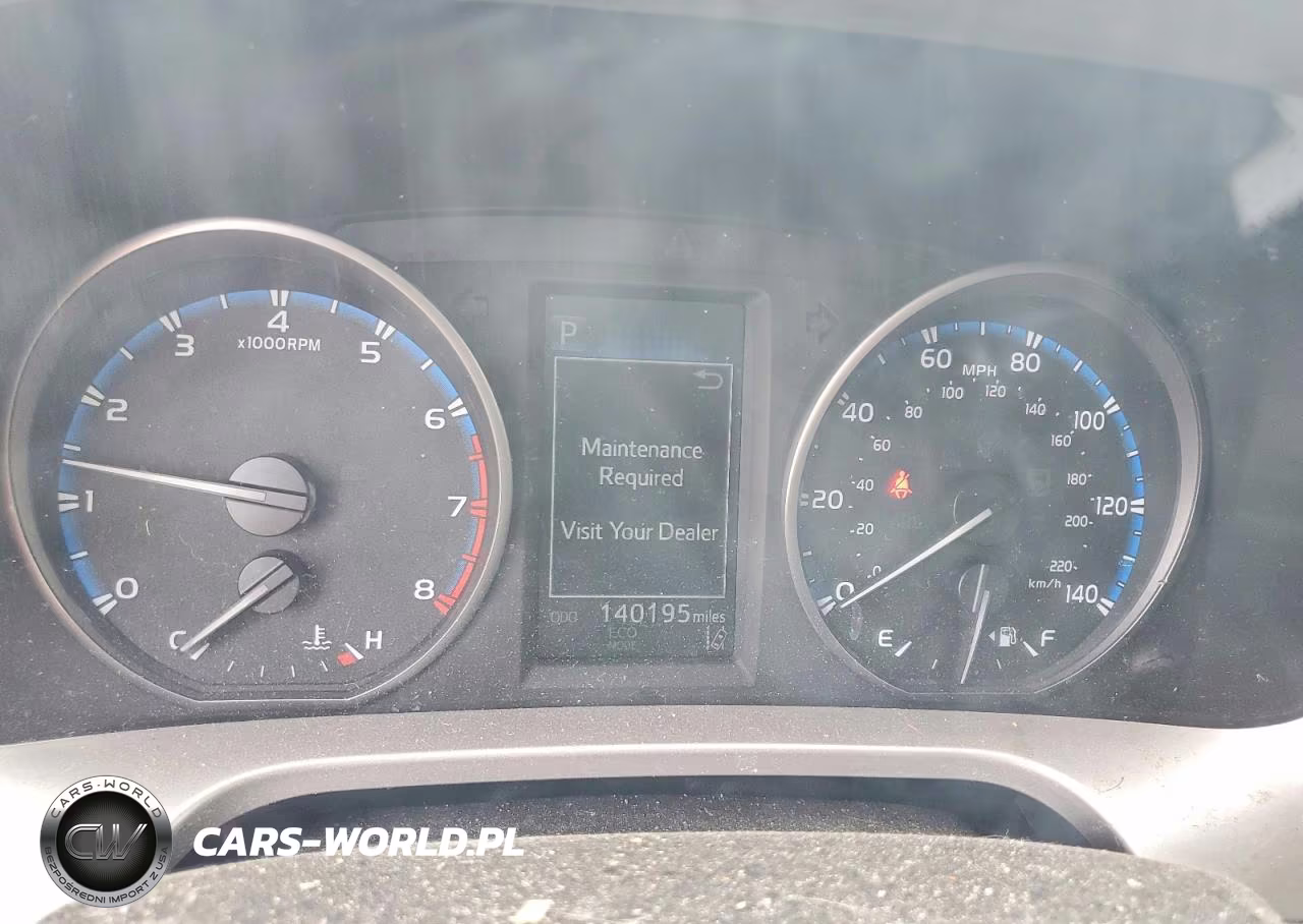 2017 Toyota Rav4 Le VIN:JTMBFREV6HJ106667 - 9