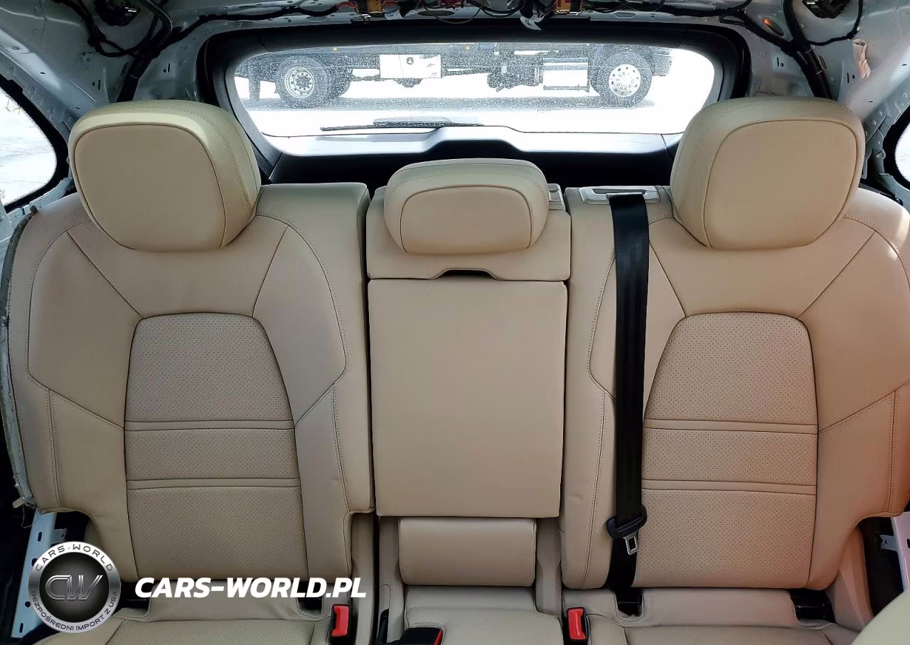 2023 Porsche Cayenne Base VIN:WP1AA2AY4PDA10498 - 10