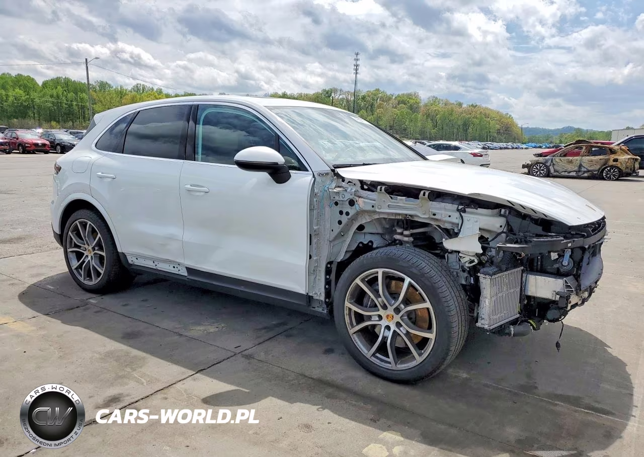 2023 Porsche Cayenne Base VIN:WP1AA2AY4PDA10498 - 4