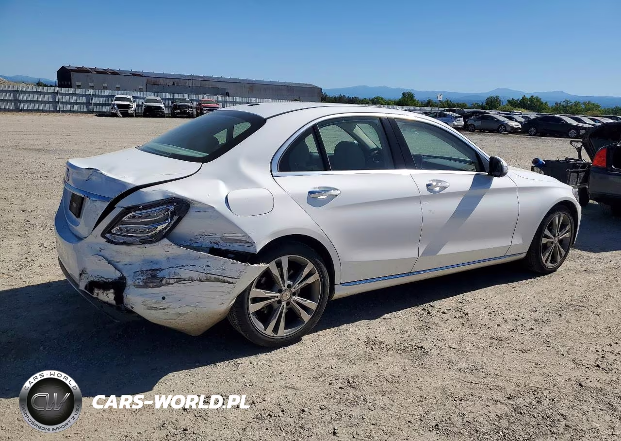 2015 Mercedes-Benz C 300 VIN:55SWF4JB4FU057049 - 3
