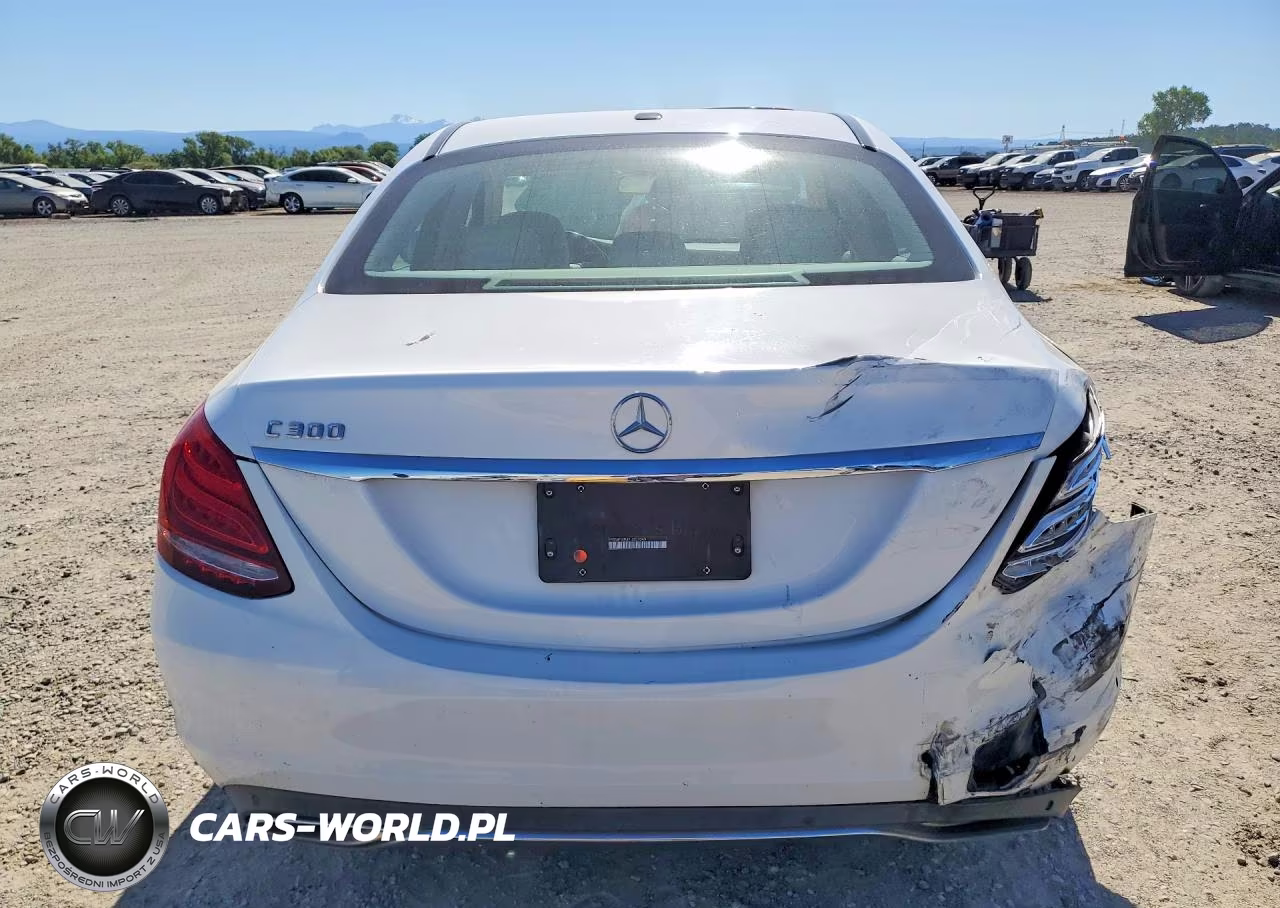 2015 Mercedes-Benz C 300 VIN:55SWF4JB4FU057049 - 6