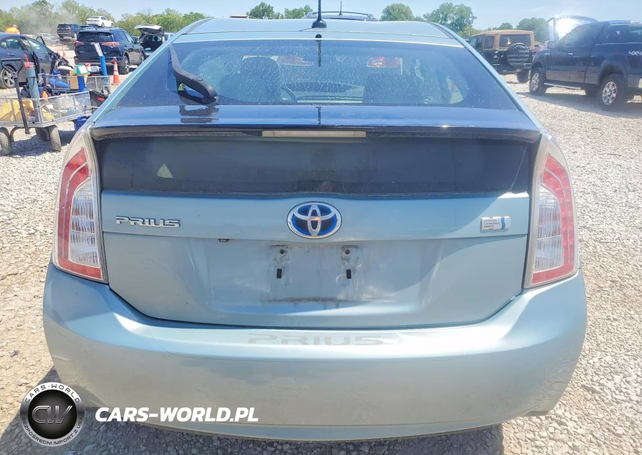2012 Toyota Prius Three VIN:JTDKN3DU3C1570680 - 6