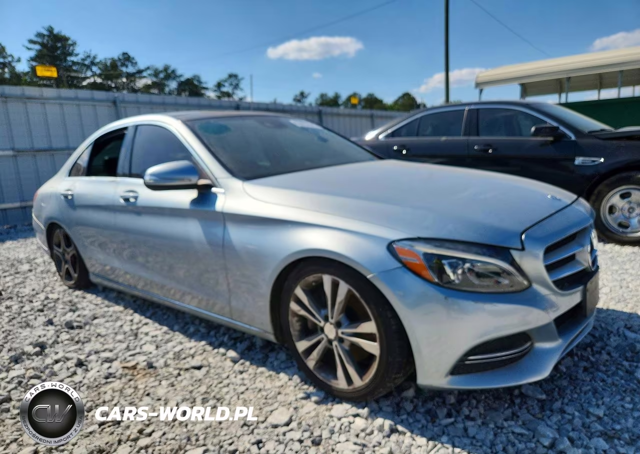 2015 Mercedes-Benz C 300 4Matic VIN:55SWF4KB2FU000153 - 4