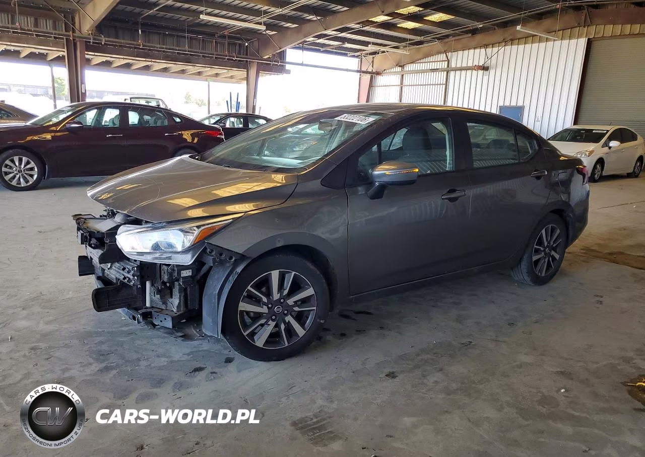 2020 Nissan Versa Sv