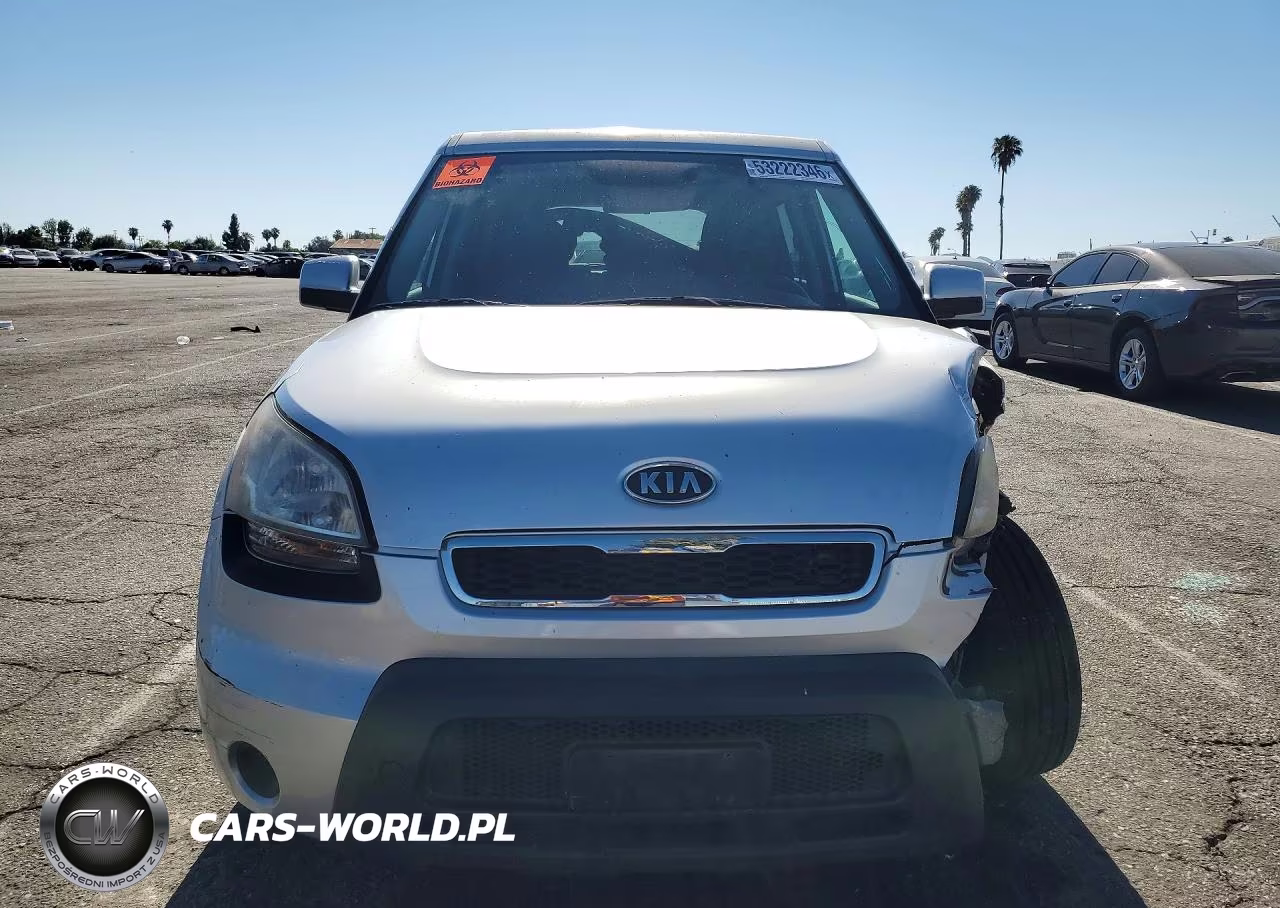 2010 Kia Soul + VIN:KNDJT2A24A7067829 - 5
