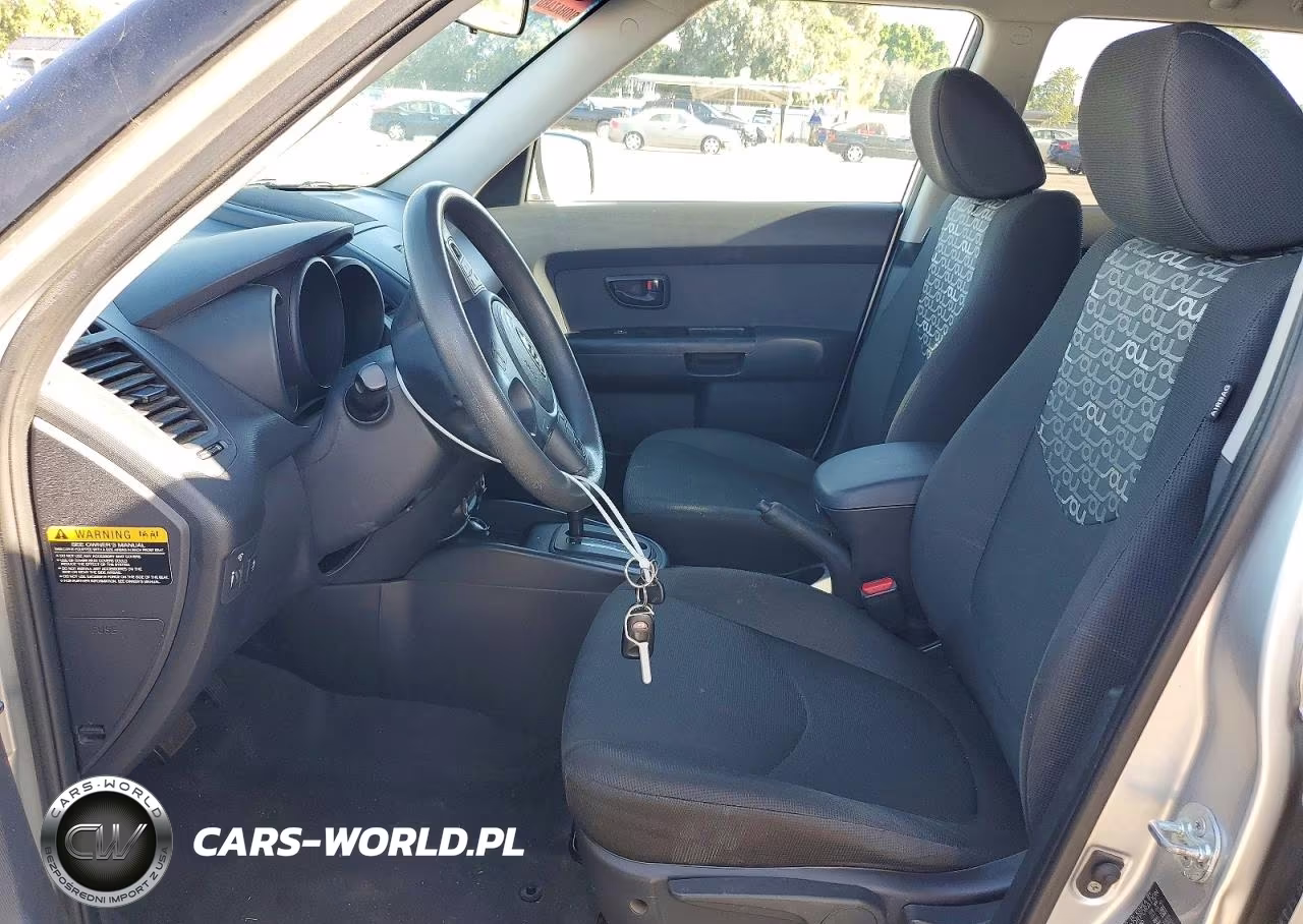 2010 Kia Soul + VIN:KNDJT2A24A7067829 - 7