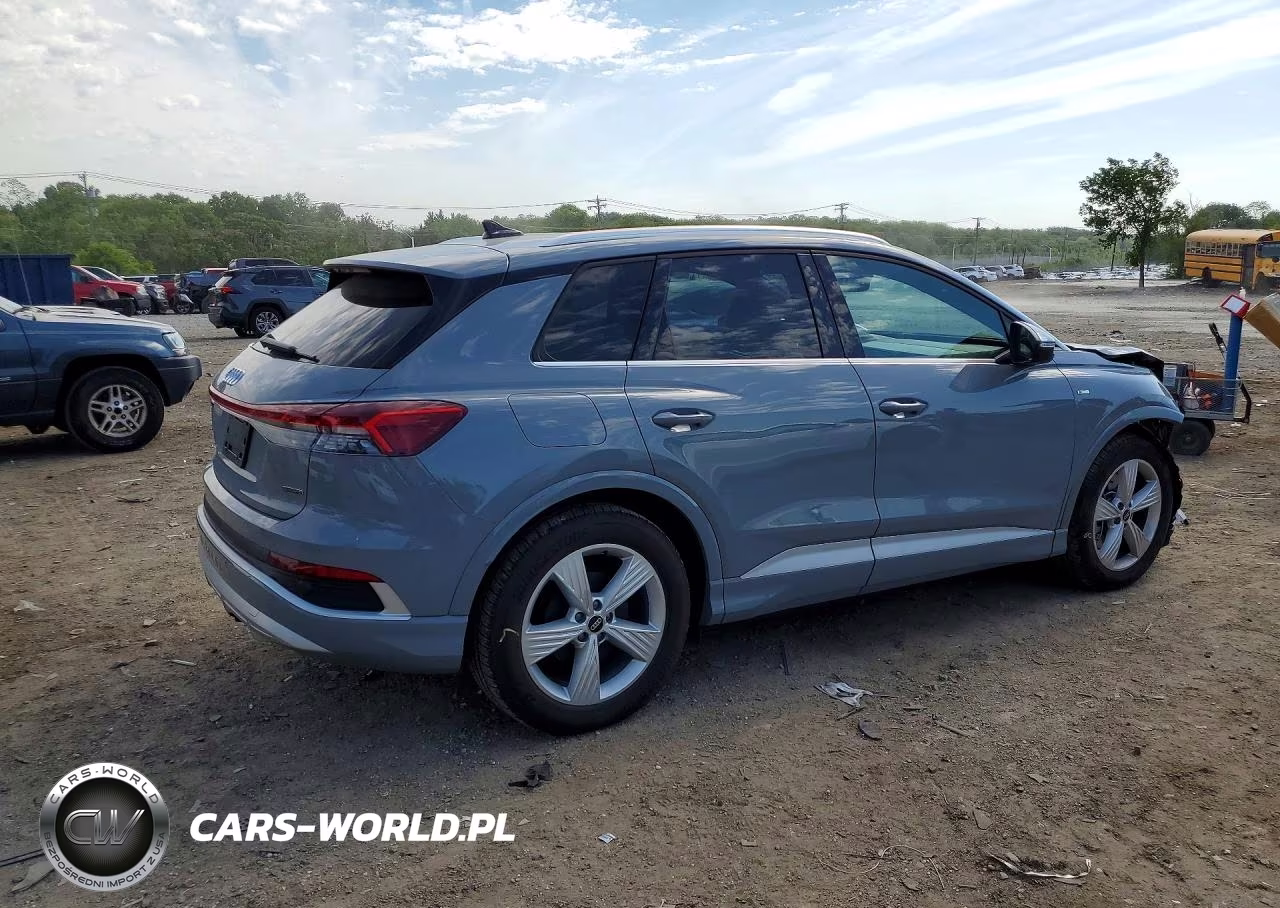 2025 Audi Q4 E-Tron Premium Plus VIN:WA1LUBFZ6SP065300 - 3