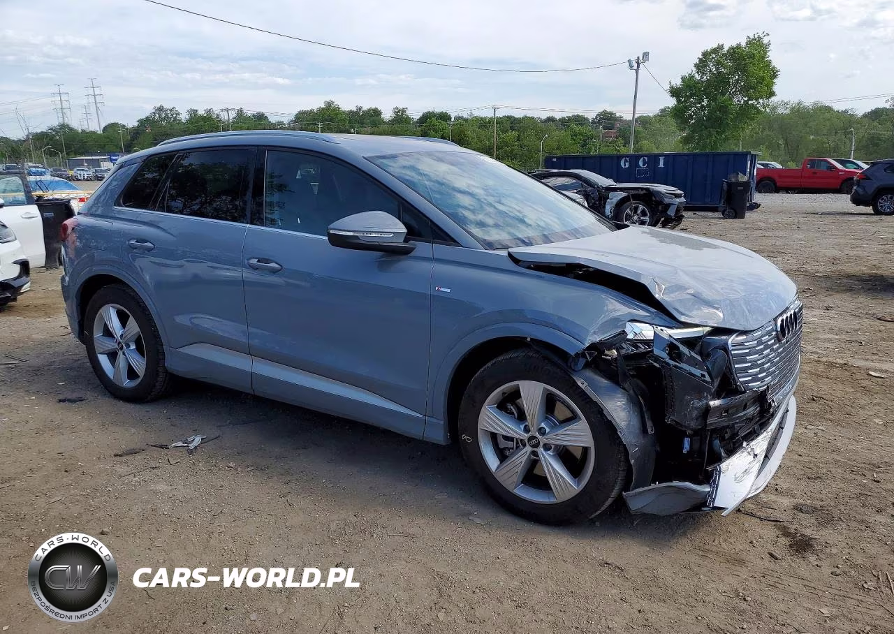 2025 Audi Q4 E-Tron Premium Plus VIN:WA1LUBFZ6SP065300 - 4