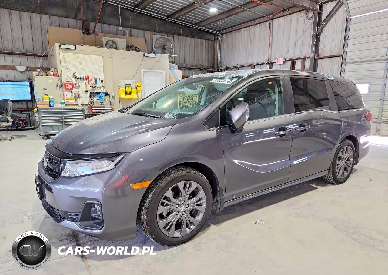 2025 Honda Odyssey Touring – zdjęcie 1 z 13