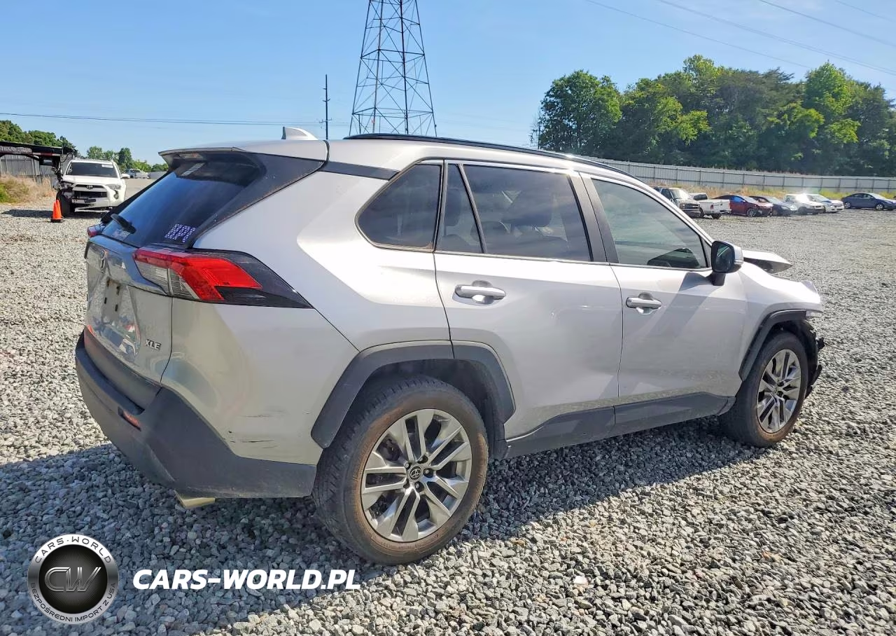2019 Toyota Rav4 Xle Premium VIN:JTMC1RFV0KJ003480 - 3
