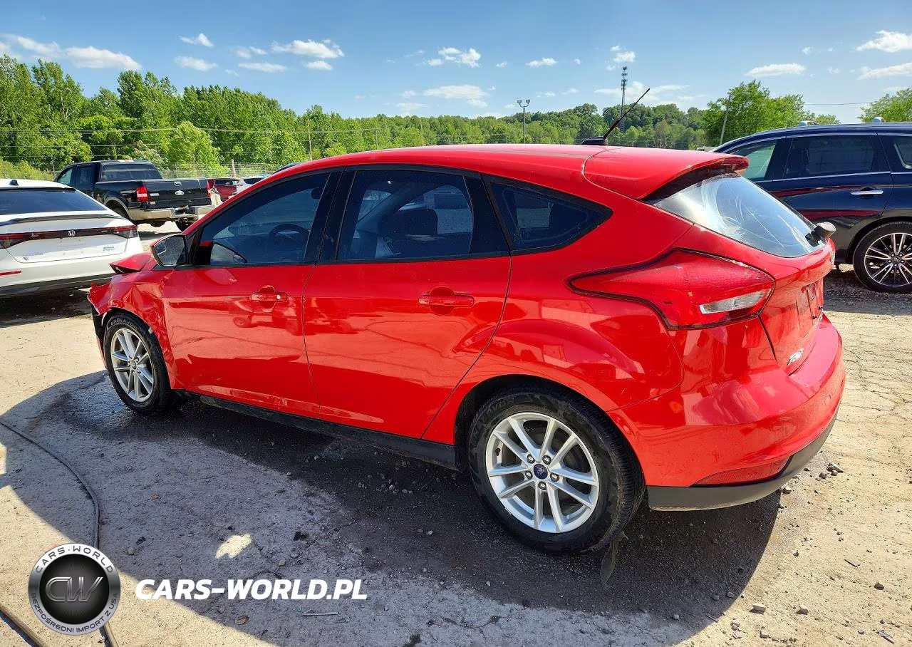 2015 Ford Focus Se VIN:1FADP3K27FL327988 - 2