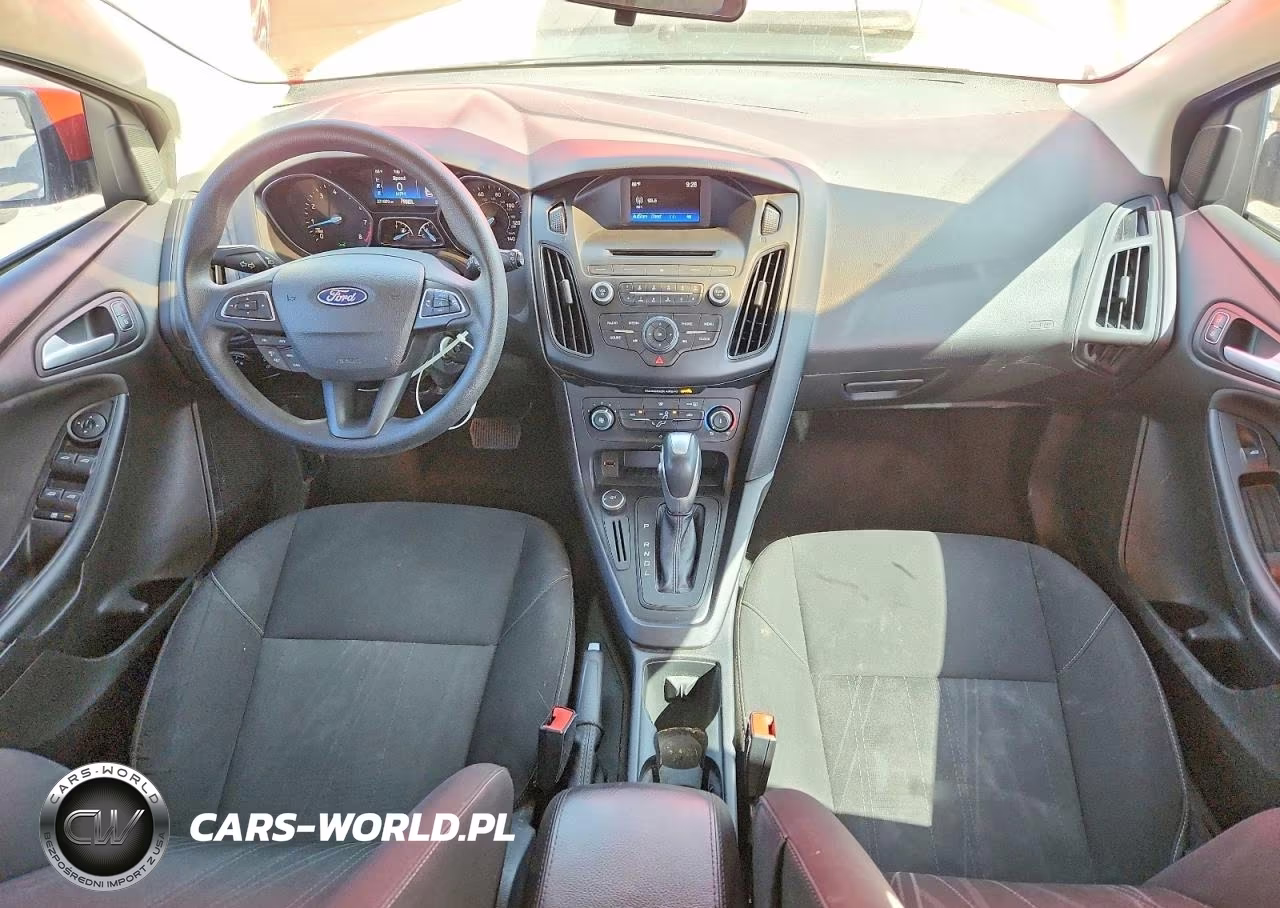 2015 Ford Focus Se VIN:1FADP3K27FL327988 - 8