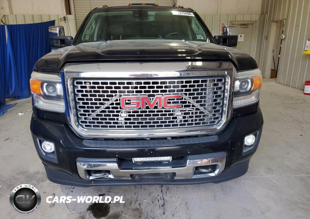 2015 GMC Sierra K2500 Denali VIN:1GT120E80FF137216 - 5