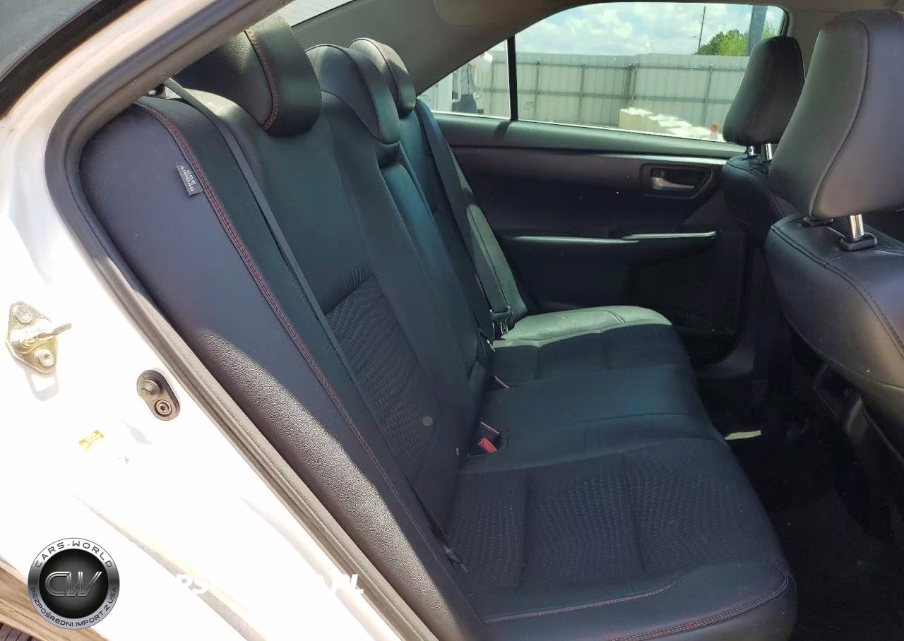2015 Toyota Camry Se VIN:4T1BF1FK5FU495394 - 10