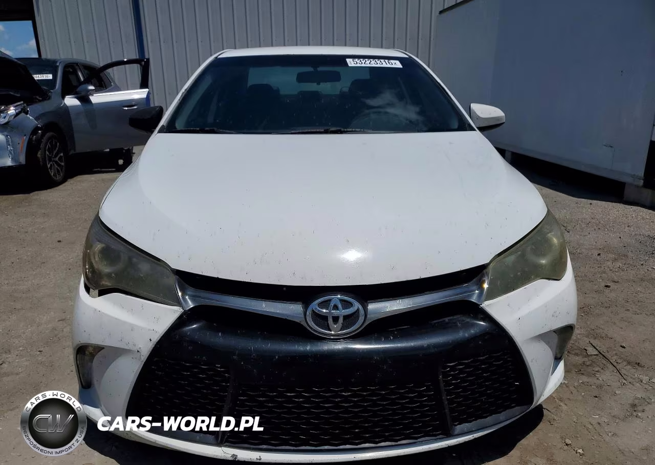 2015 Toyota Camry Se VIN:4T1BF1FK5FU495394 - 5