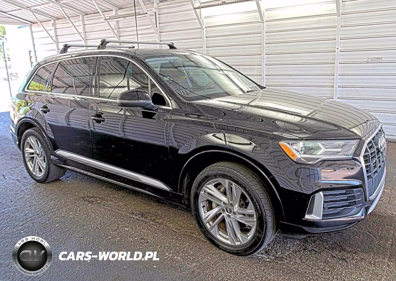 2020 Audi Q7 Premium