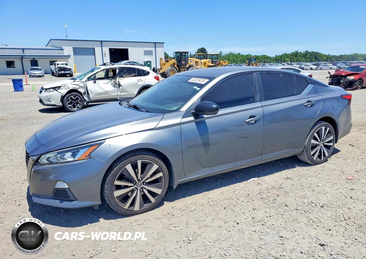2020 Nissan Altima Sr