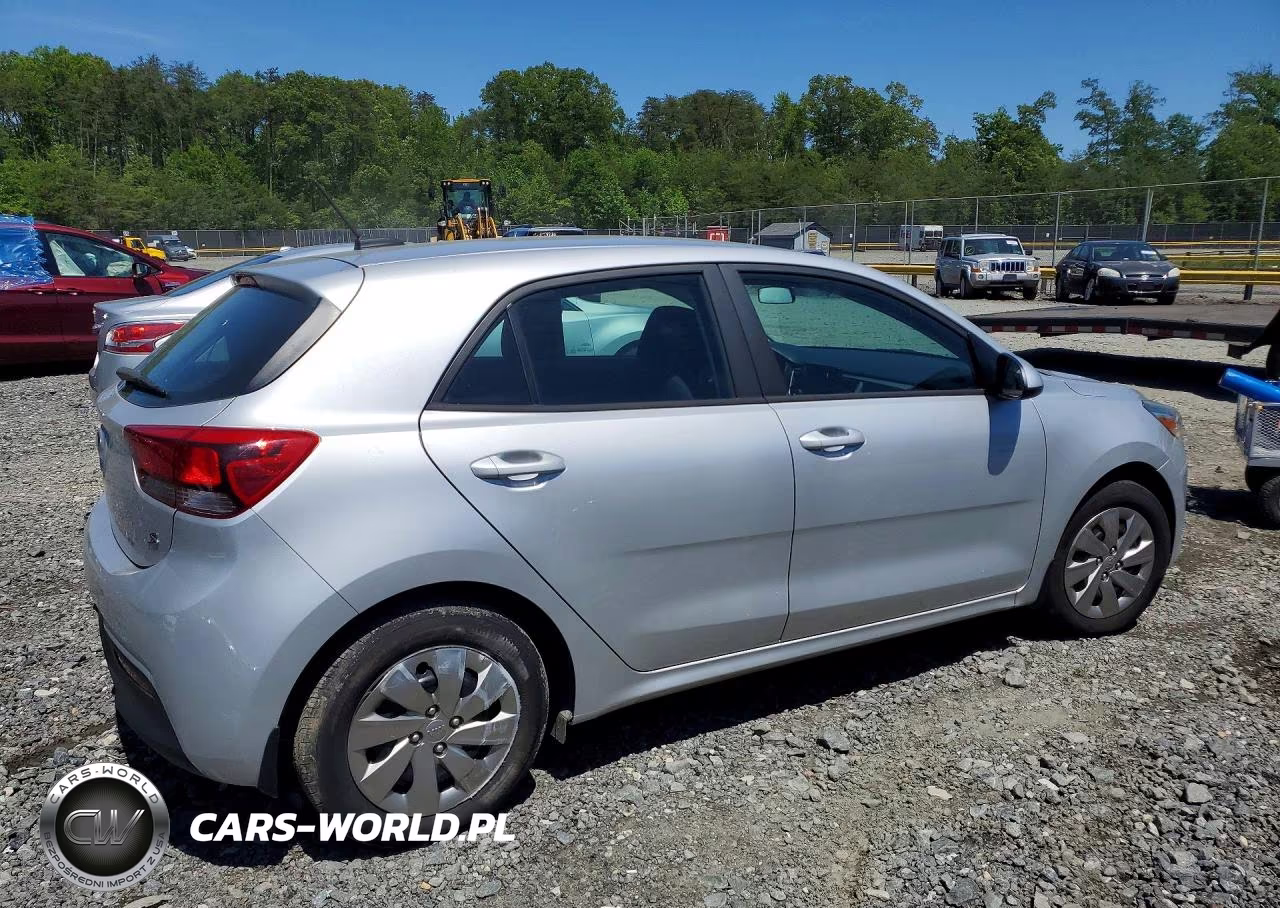 2018 Kia Rio 5-Door S VIN:3KPA25AB4JE094775 - 3