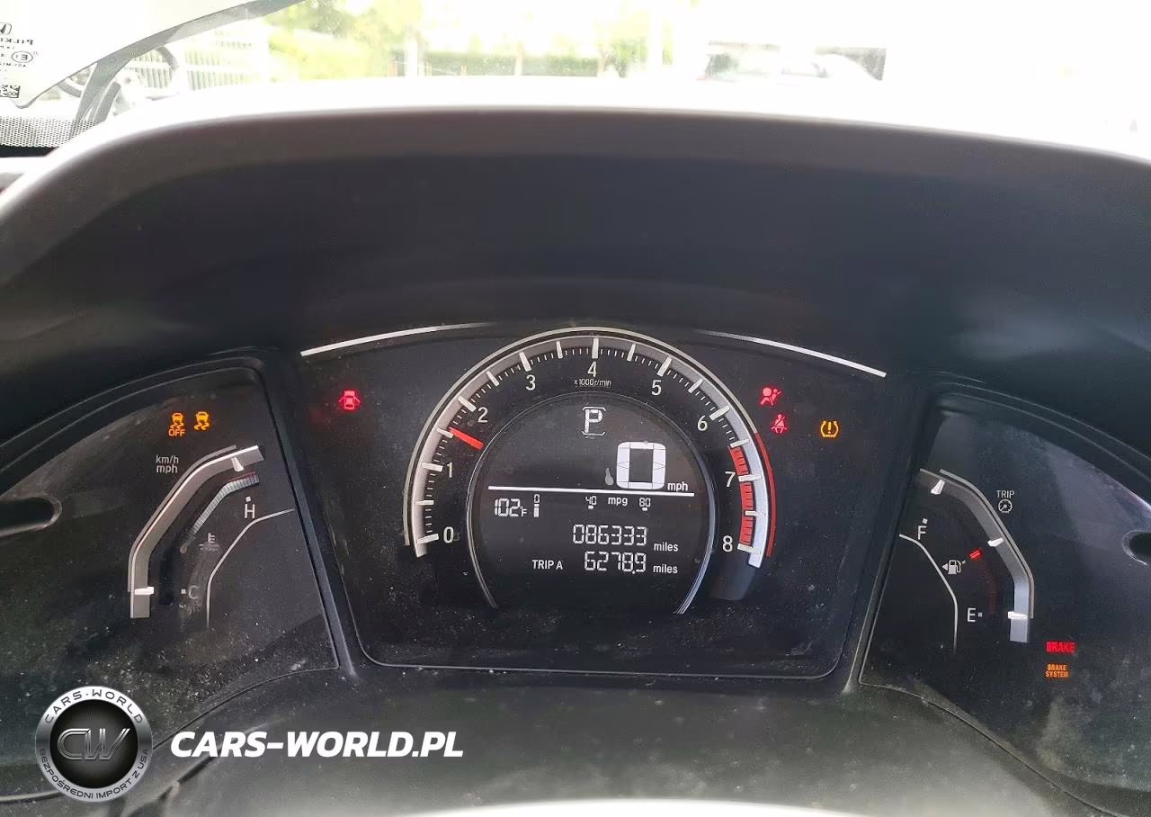 2017 Honda Civic Sport VIN:SHHFK7H44HU232357 - 9