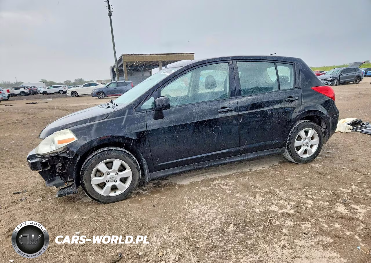 2009 Nissan Versa 1.8 S